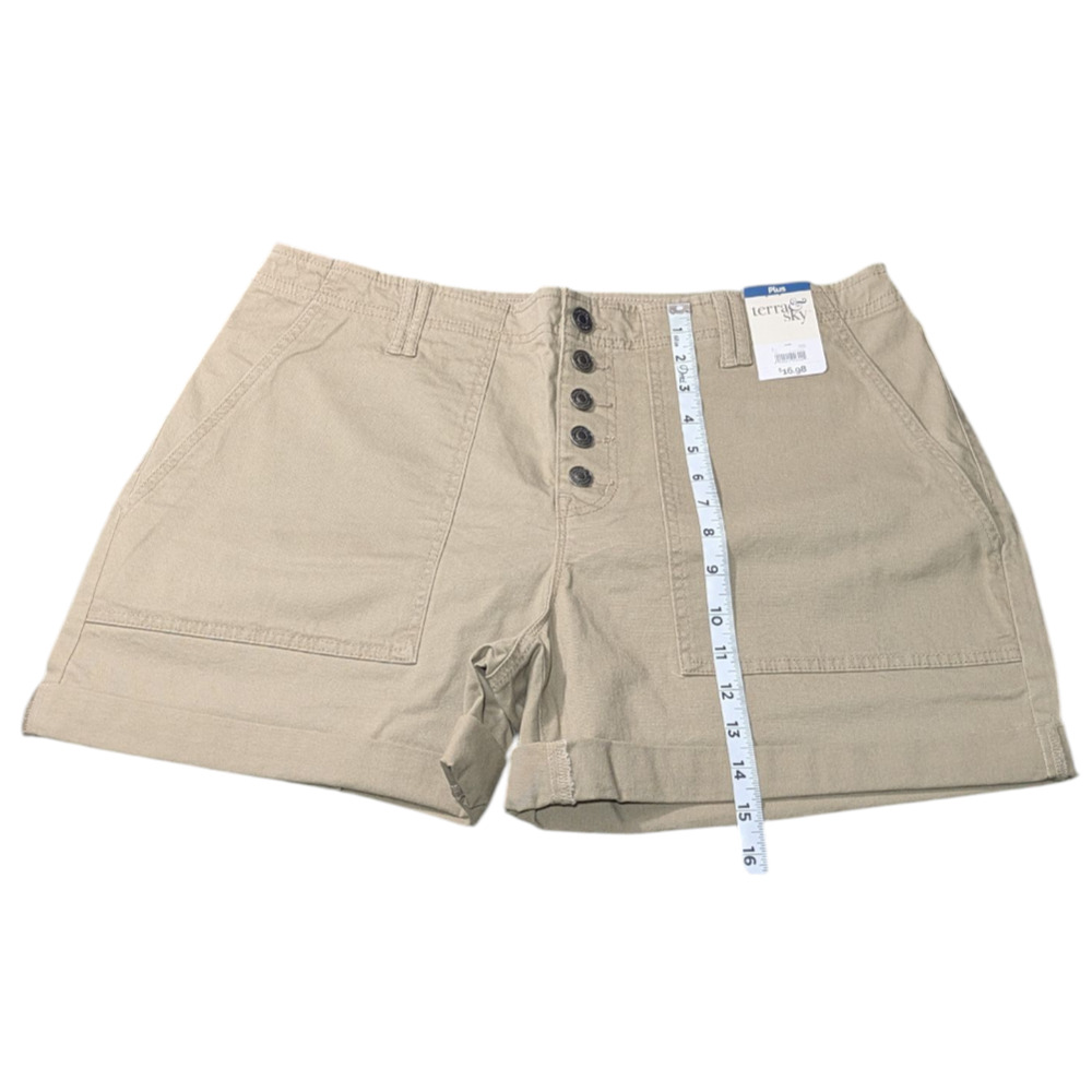 Terra & Sky -Women's - Beige Shorts - Size 16w - Plus -NWT -Button up Front - Picture 2 of 6
